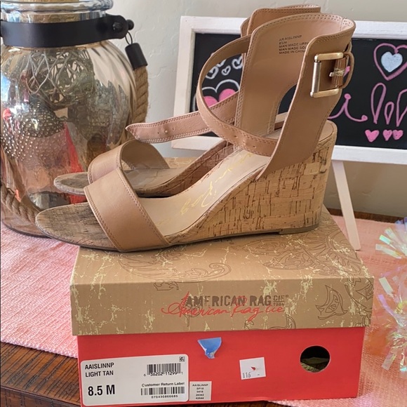 Wedges - Picture 3 of 4